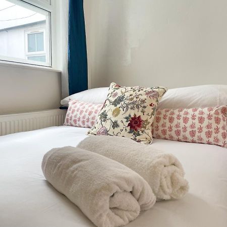 134 Kilburn Road Apartment 伦敦 外观 照片