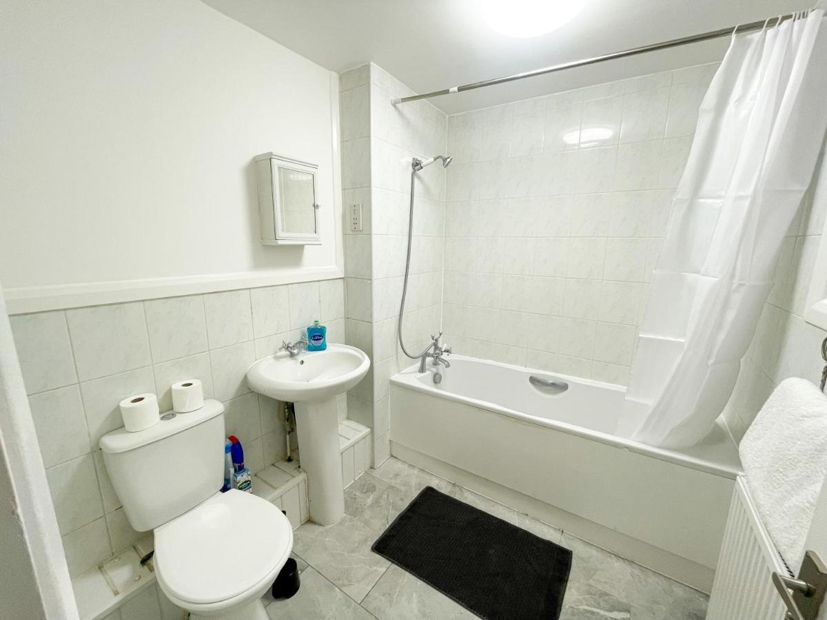 134 Kilburn Road Apartment 伦敦 外观 照片